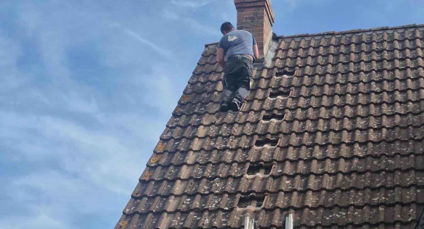 Réparation de solin de cheminée